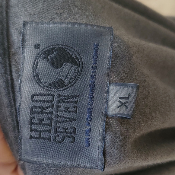 Hero Seven Steve McQueen Charcoal Grey men's T-shirt XL Motocross Bike Rider - Picture 8 of 11